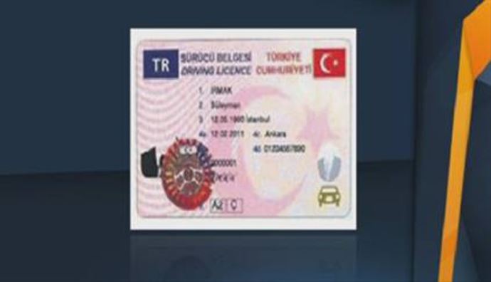 Yeni ehliyetler 1 Ocak 2015'te Yeni ehliyetler 1 Ocak 2015'te