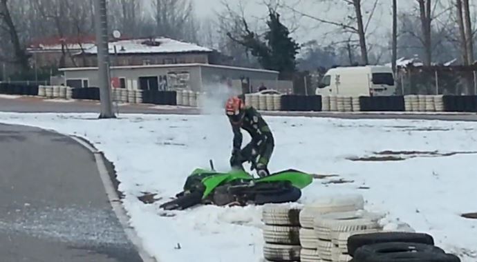 Kenan Sofuoğlu korkuttu Kenan Sofuoğlu korkuttu