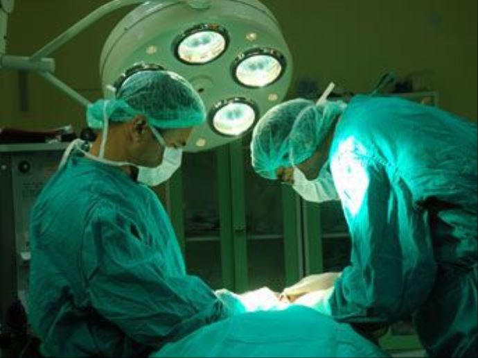 Bütün organları ters çıktı Bütün organları ters çıktı