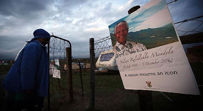 Nelson Mandela doğduğu köyde defnedilecek Nelson Mandela doğduğu köyde defnedilecek