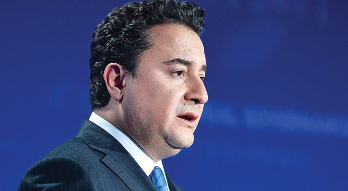 Ali Babacan, &#039;Kredi çekerek değil üreterek tüketelim&#039;