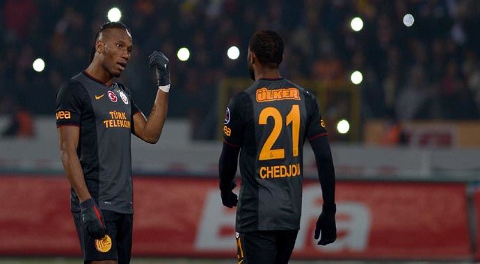Aurelien Chedjou'den 11 puanlık farka çözüm Aurelien Chedjou'den 11 puanlık farka çözüm