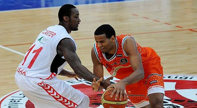 Banvit haftayı lider tamamladı