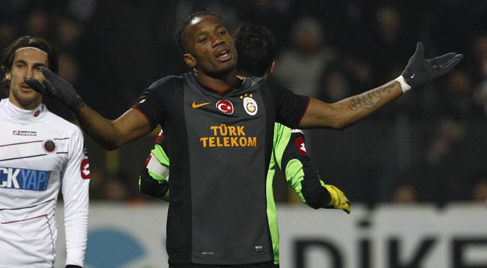 Chelsea'nin Galatasaray'a ilk tepkisi Drogba üzerinden oldu