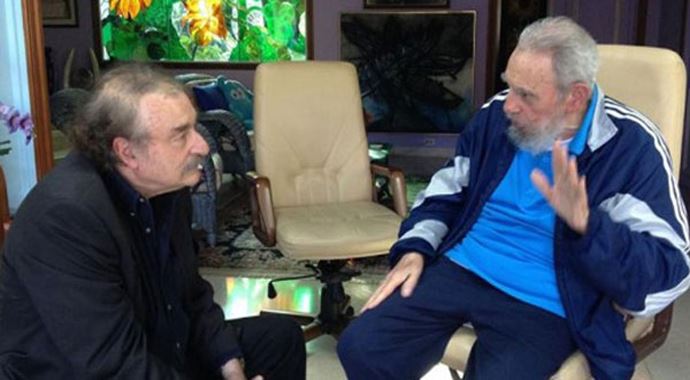 Fidel Castro aylar sonra görüntülendi Fidel Castro aylar sonra görüntülendi