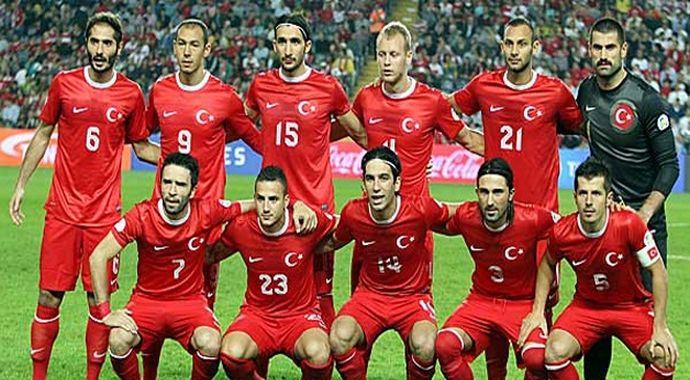 Avcı&#039;nın babası &#039;O 3 futbolcu vatan haini&#039;