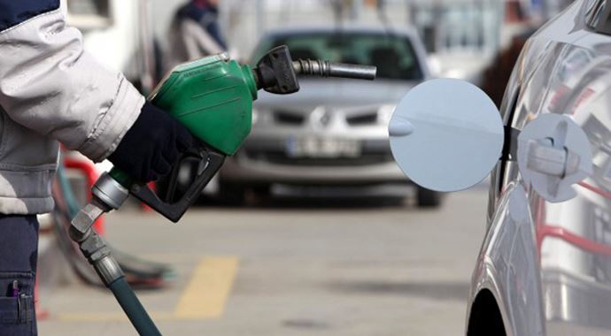 Benzin ve motorin tüketimi arttı Benzin ve motorin tüketimi arttı