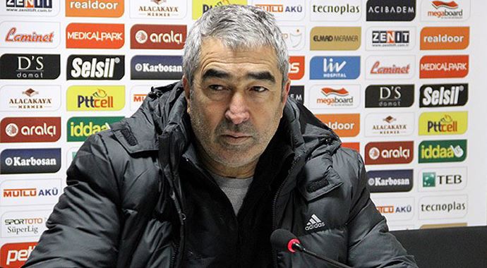 Beşiktaş, Aybaba'yı topa tuttu Beşiktaş, Aybaba'yı topa tuttu