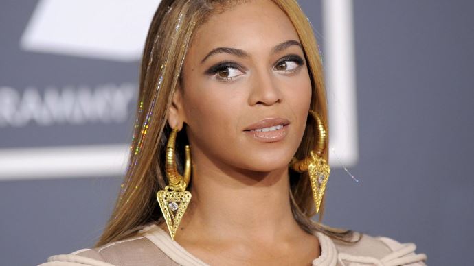 Beyonce ve kızı İTUNES'te 1 Numara Beyonce ve kızı İTUNES'te 1 Numara