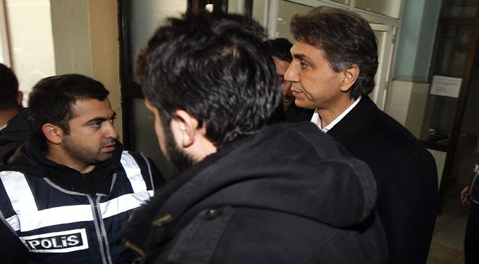 Fatih Belediye Başkanı Mustafa Demir sağlık kontrolünden geçti Fatih Belediye Başkanı Mustafa Demir sağlık kontrolünden geçti