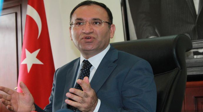 Bekir Bozdağ suç duyurusunda bulundu Bekir Bozdağ suç duyurusunda bulundu