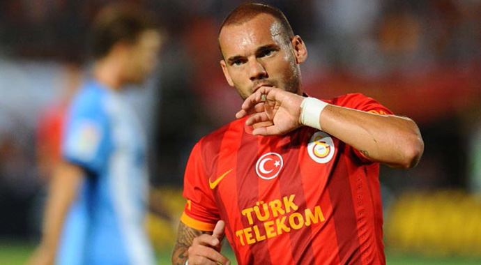 Sneijder&#039;i öve öve bitiremediler