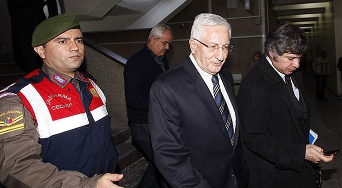 28 Şubat davasında 5 tahliye
