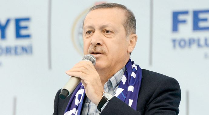 Başbakan'dan kredi kartı uyarısı Başbakan'dan kredi kartı uyarısı