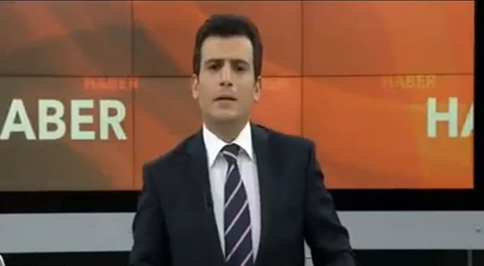 Haber spikeri canlı yayında bayıldı