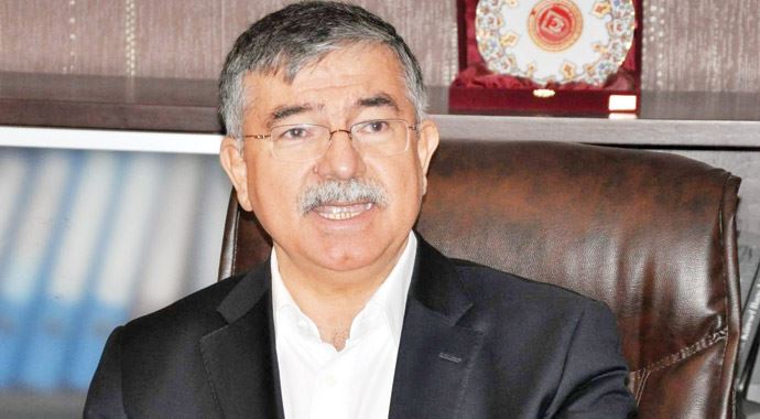 Bakanı Yılmaz&#039;dan bedelli askerlik sinyali