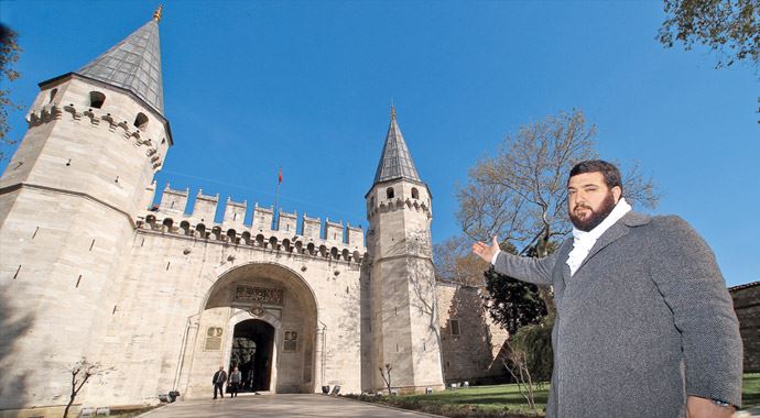 &#039;Ayasofya açılmalı Sultan Fatih&#039;in bedduası var&#039;