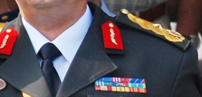 Jandarma'da bir general istifa etti Jandarma'da bir general istifa etti
