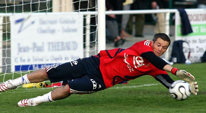 Bastia kalecisi Mickael Landreau, Fransa&#039;da tarihe geçti