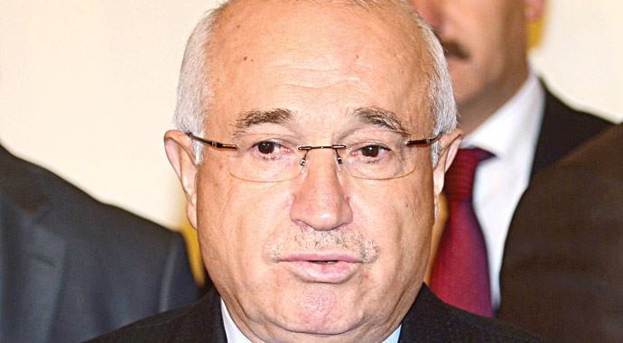 TBMM Başkanı Çiçek, '4 bakan için henüz fezleke yok' TBMM Başkanı Çiçek, '4 bakan için henüz fezleke yok'