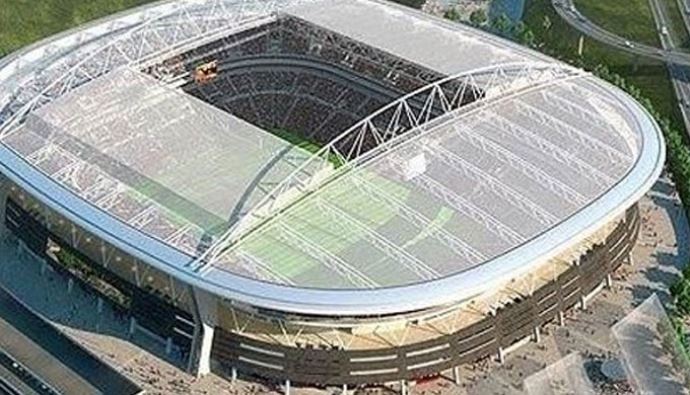 TT Arena mahkeme kapısında