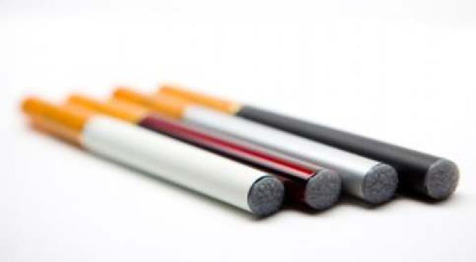 Elektronik sigaraya yasak geldi Elektronik sigaraya yasak geldi