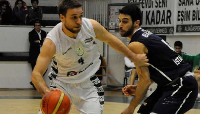Anadolu Efes&#039;ten 9&#039;uncu galibiyet