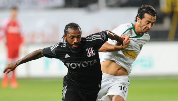 Beşiktaş&#039;tan Fernandes&#039;e rekor ceza