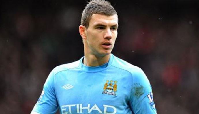 Edin Dzeko'nun menajeri Beşiktaş maçını yerinde izledi Edin Dzeko'nun menajeri Beşiktaş maçını yerinde izledi