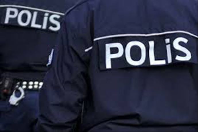 İzmir Emniyet Müdürlüğünde görev değişikliği İzmir Emniyet Müdürlüğünde görev değişikliği