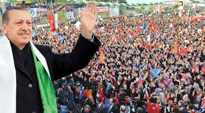 Başbakan Erdoğan: 'Montajlı oyuna gelmeyin' Başbakan Erdoğan: 'Montajlı oyuna gelmeyin'
