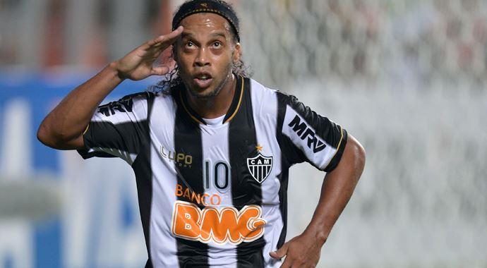 Beşiktaş'ta Ronaldinho defteri kapandı, 'Vazgeçtik' Beşiktaş'ta Ronaldinho defteri kapandı, 'Vazgeçtik'