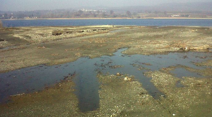Sapanca Gölü alarm veriyor, birçok dere kurudu