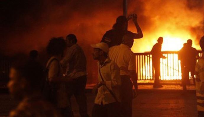 Mısır&#039;da korkunç patlama, 14 polis öldü