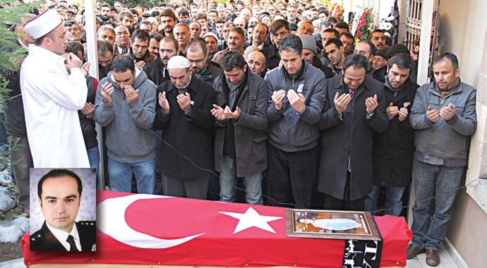 Ölen amirin yakınları: İntihar etmiş olamaz Ölen amirin yakınları: İntihar etmiş olamaz