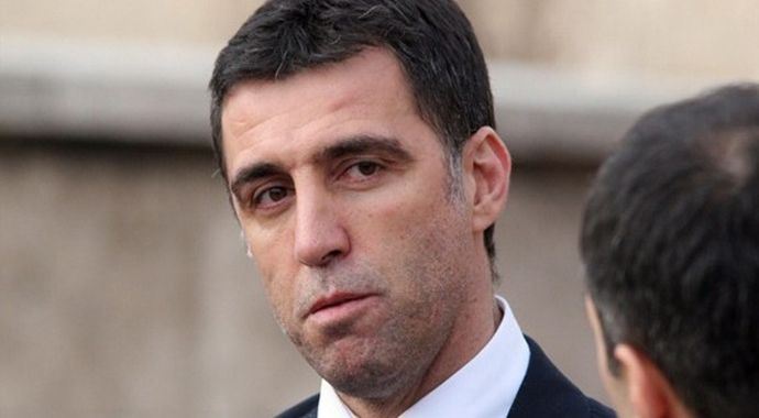 Hakan Şükür ayrıldı mı? Lig TV'den ilk açıklama Hakan Şükür ayrıldı mı? Lig TV'den ilk açıklama
