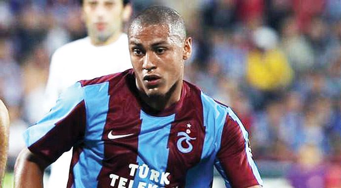 Trabzonsporlu Henrique&#039;e nazara geldi
