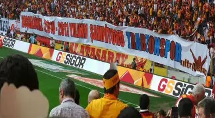 Galatasaray Trabzonspor maçındaki olay pankartın cezası belli