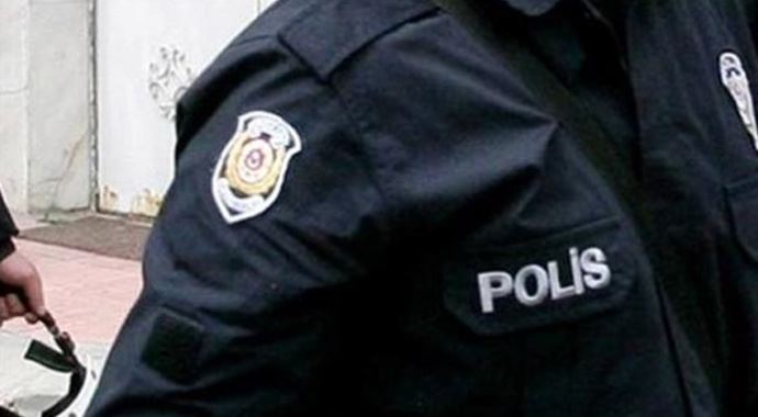 İstiklal Caddesi&#039;nde polis taşladılar