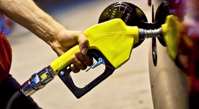 Benzine zam geldi Benzine zam geldi