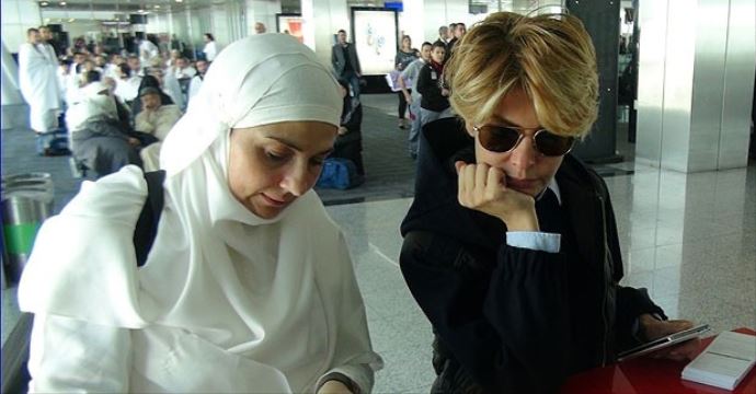 Gülben Ergen, Umre'den döndü Gülben Ergen, Umre'den döndü