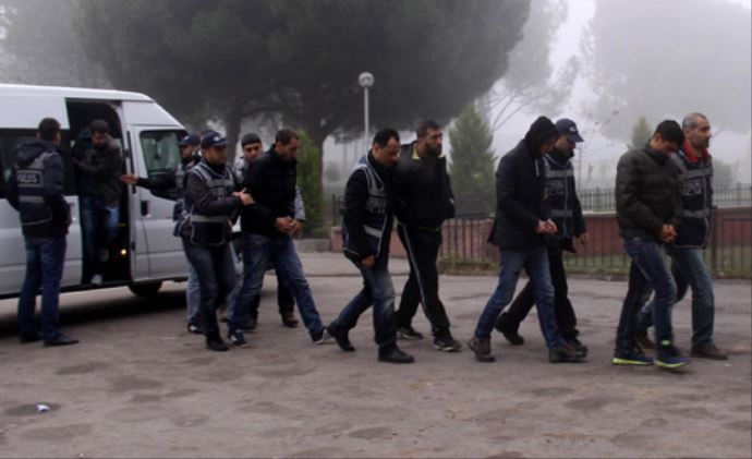 Balıkesir merkezli 4 ilde uyuşturucu operasyonu Balıkesir merkezli 4 ilde uyuşturucu operasyonu