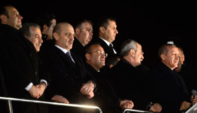 Başbakan Erdoğan ve bakanlardan gece zirvesi