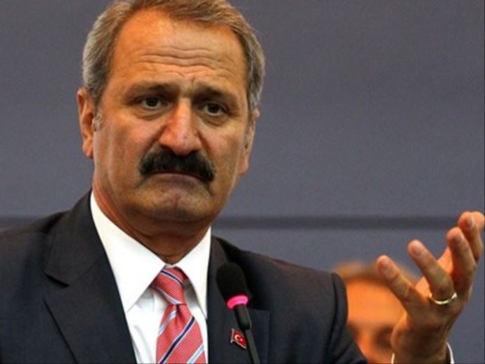 Ekonomi Bakanı Zafer Çağlayan neden istifa etti Ekonomi Bakanı Zafer Çağlayan neden istifa etti