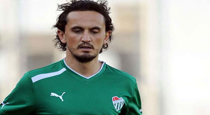 Tuncay Şanlı Bursaspor'dan ayrılmak istiyor Tuncay Şanlı Bursaspor'dan ayrılmak istiyor