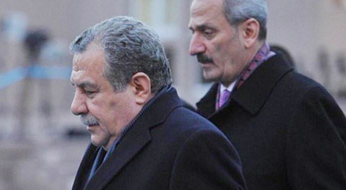 Muammer Güler ve Zafer Çağlayan istifa etti Muammer Güler ve Zafer Çağlayan istifa etti