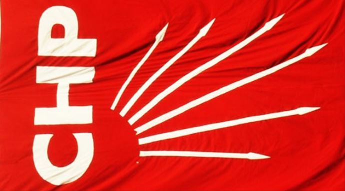 CHP'de şok istifa CHP'de şok istifa