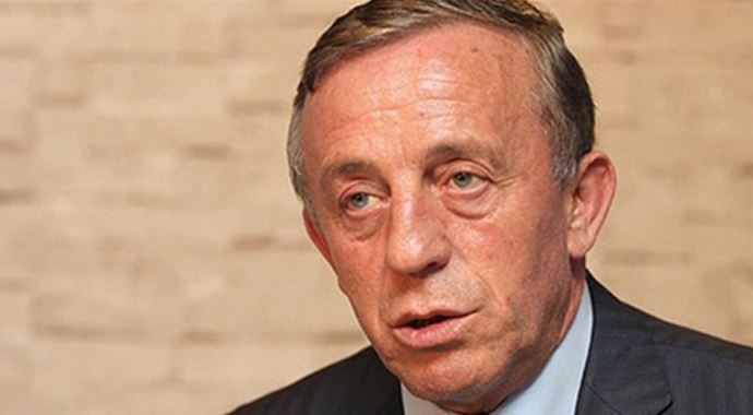 Ali Ağaoğlu: 'Medyatik olmanın bedelini ödedim' Ali Ağaoğlu: 'Medyatik olmanın bedelini ödedim'