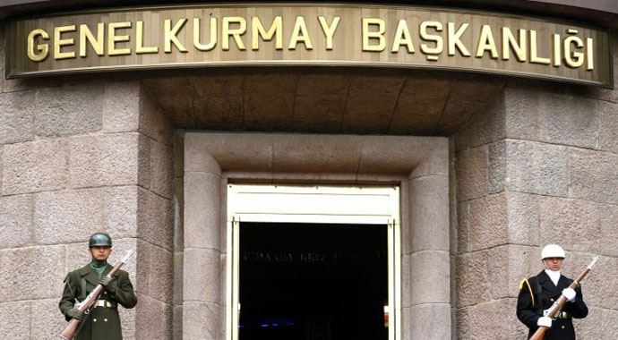 Suriye uçağı sınırdan döndü