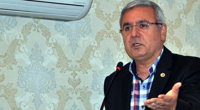 Bayraktar&#039;ın açıklamalarına AK Parti&#039;den ilk tepkiler